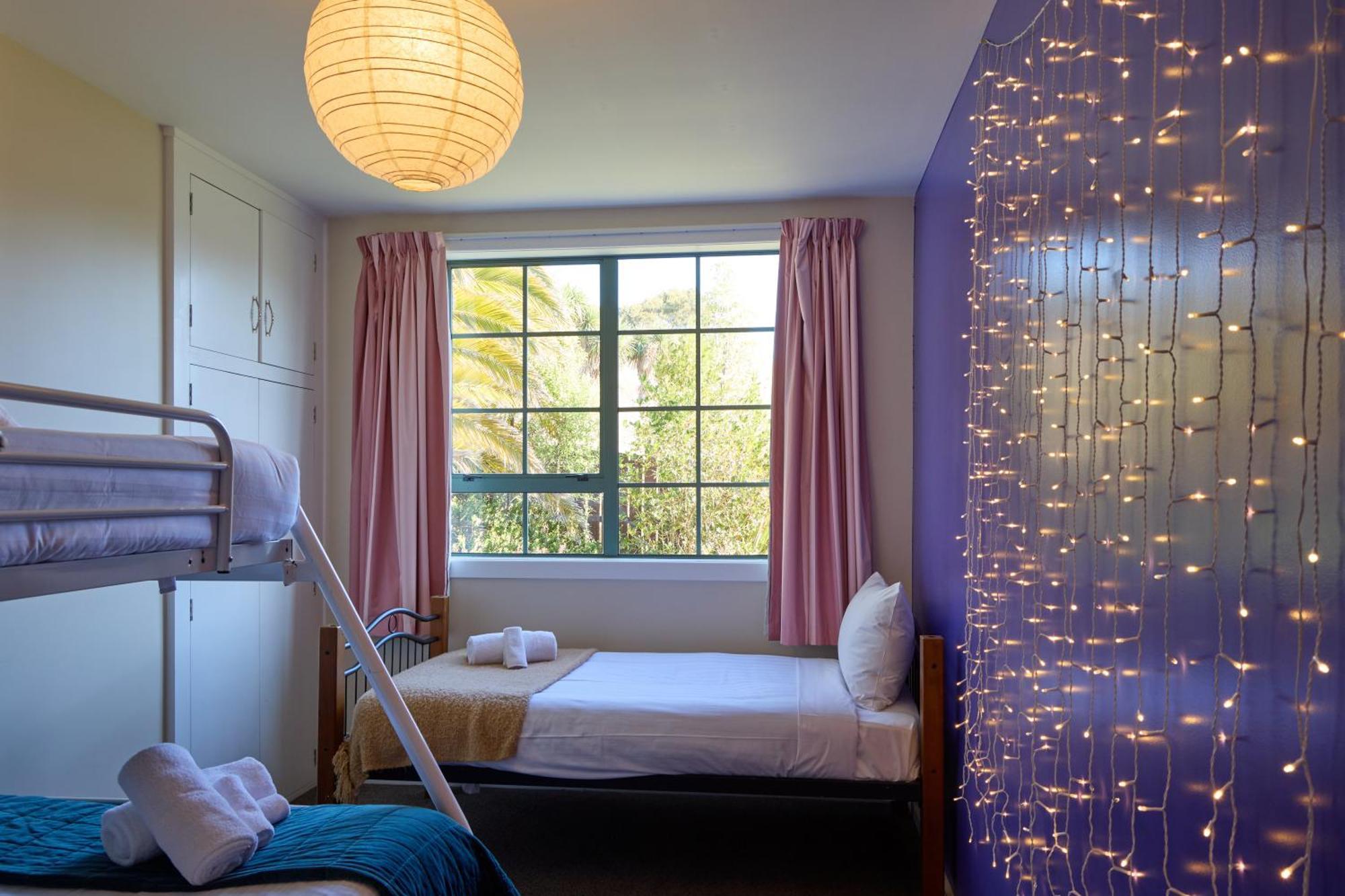 Ludstone Villa - A Charming Family Home Kaikoura Bagian luar foto
